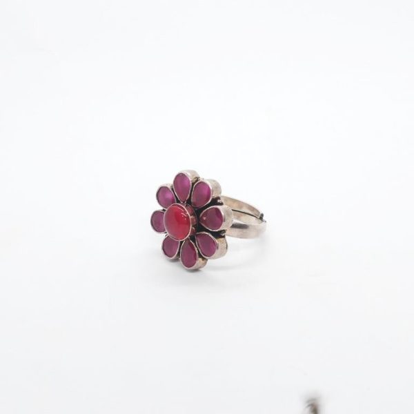 Cocktail ring with purple stone - Image 4