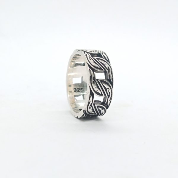 This Black men fancy ring - Image 4