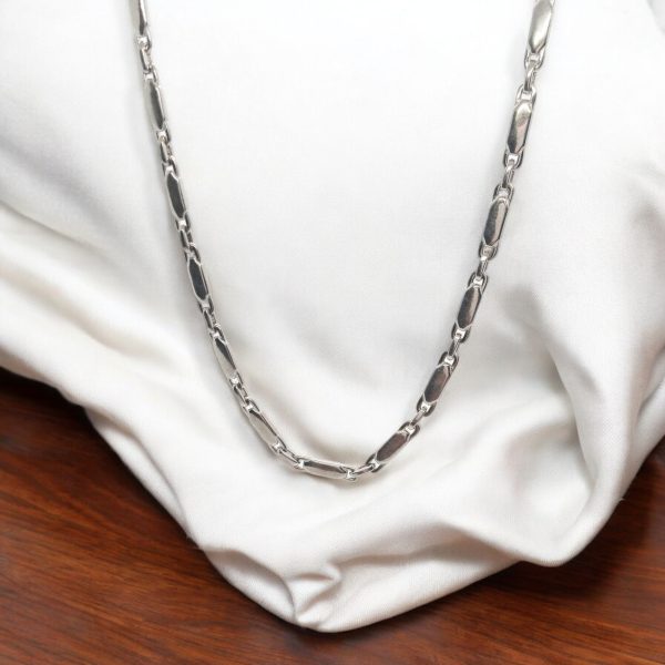 Dainty Box Chain