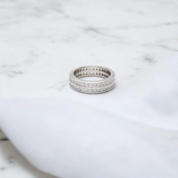 Fancy silver ring