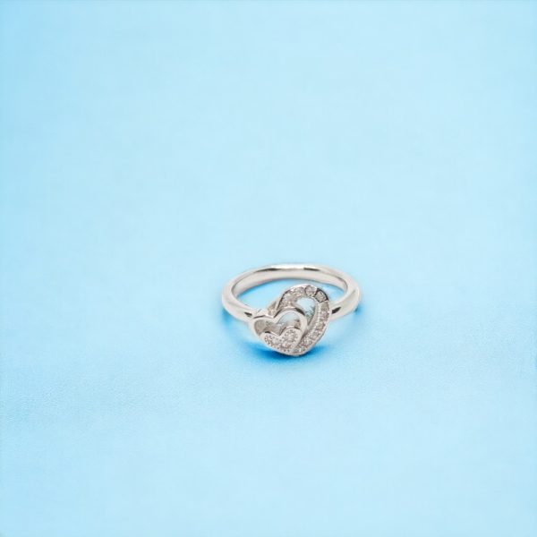 Heart design silver ring