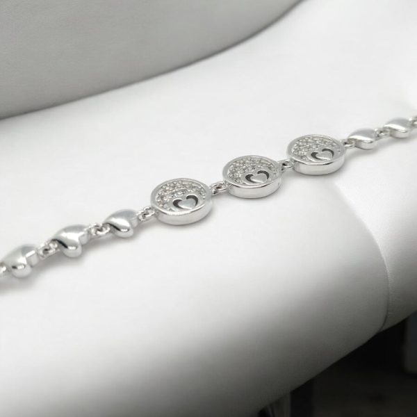 Amaura India Only Stylish Silver Bracelet