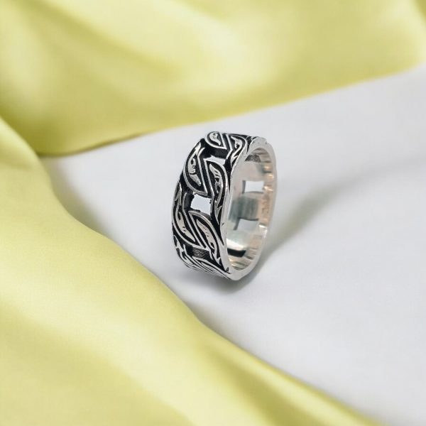 Men's Antique Design Heavy Ring - Image 4