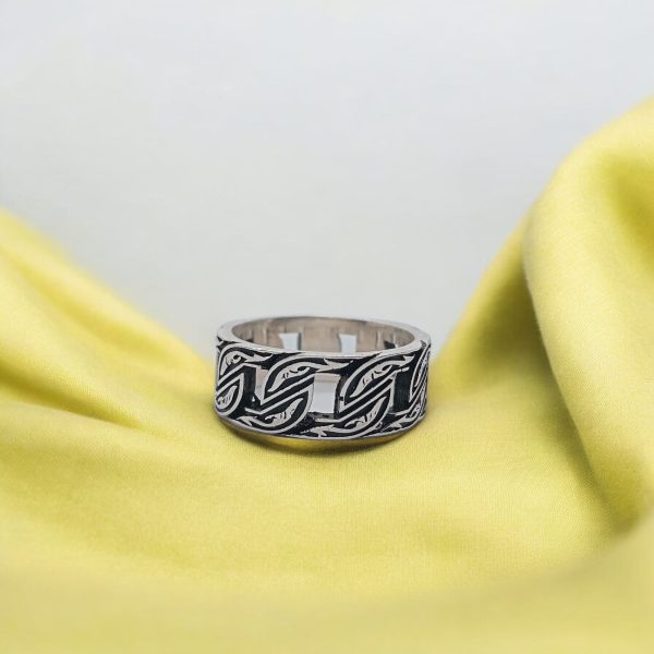 Men's Antique Design Heavy Ring - Image 3