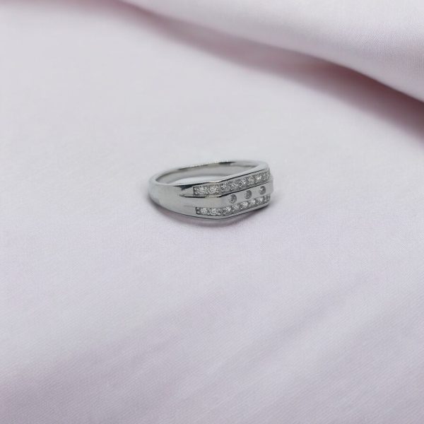 Beautiful silver ring with micro stone  - Image 3