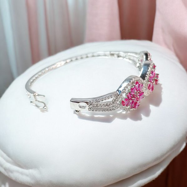 Premium quality silver bracelet with pink stone - Image 2