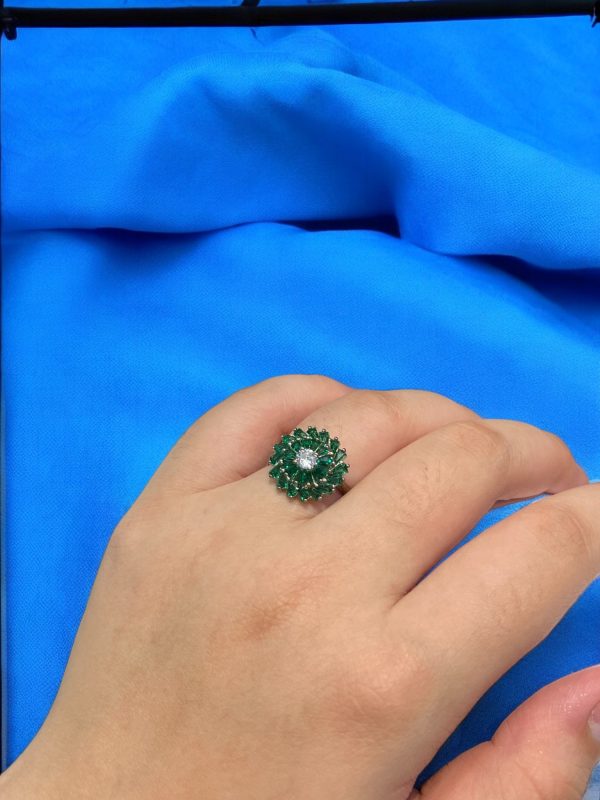 Green SP round flower ring - Image 2