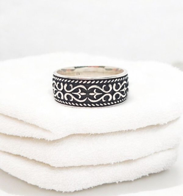 Black and silver fancy ring