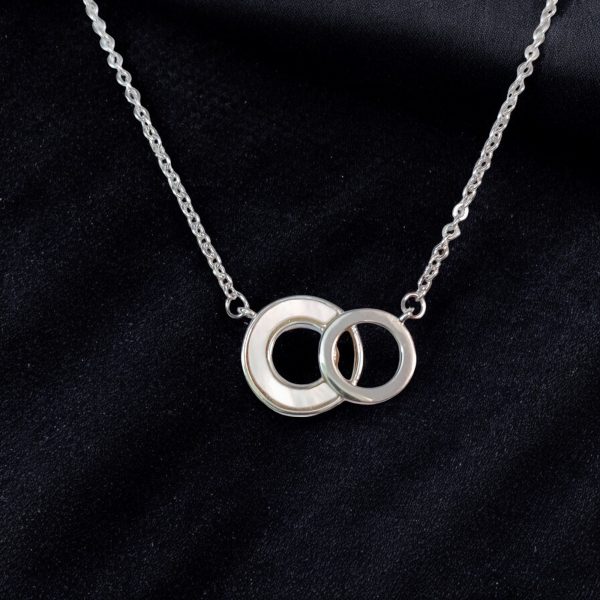 Entwined Solid Circle Chain