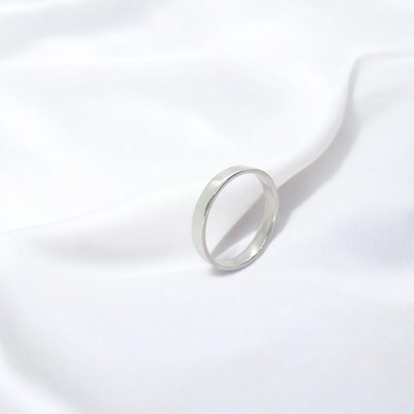 Men,s silver plain band ring - Image 2