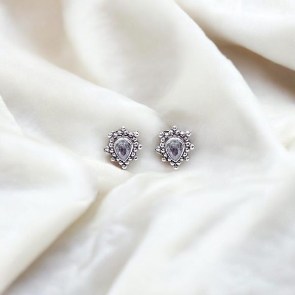 Zirconia Stud in Sterling Silver